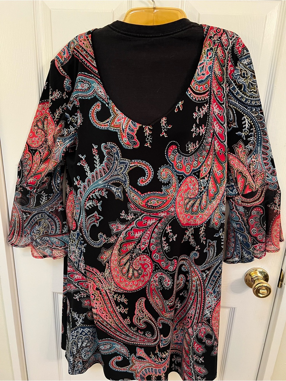 Women's Black Paisley V-Neck Tunic Dress